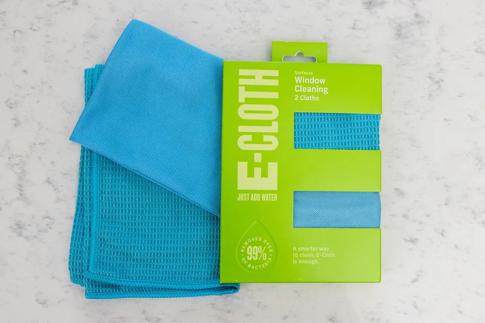 E-Cloth Inc. ChatGPT ad — Streak-Free Windows & Glass with Just Water