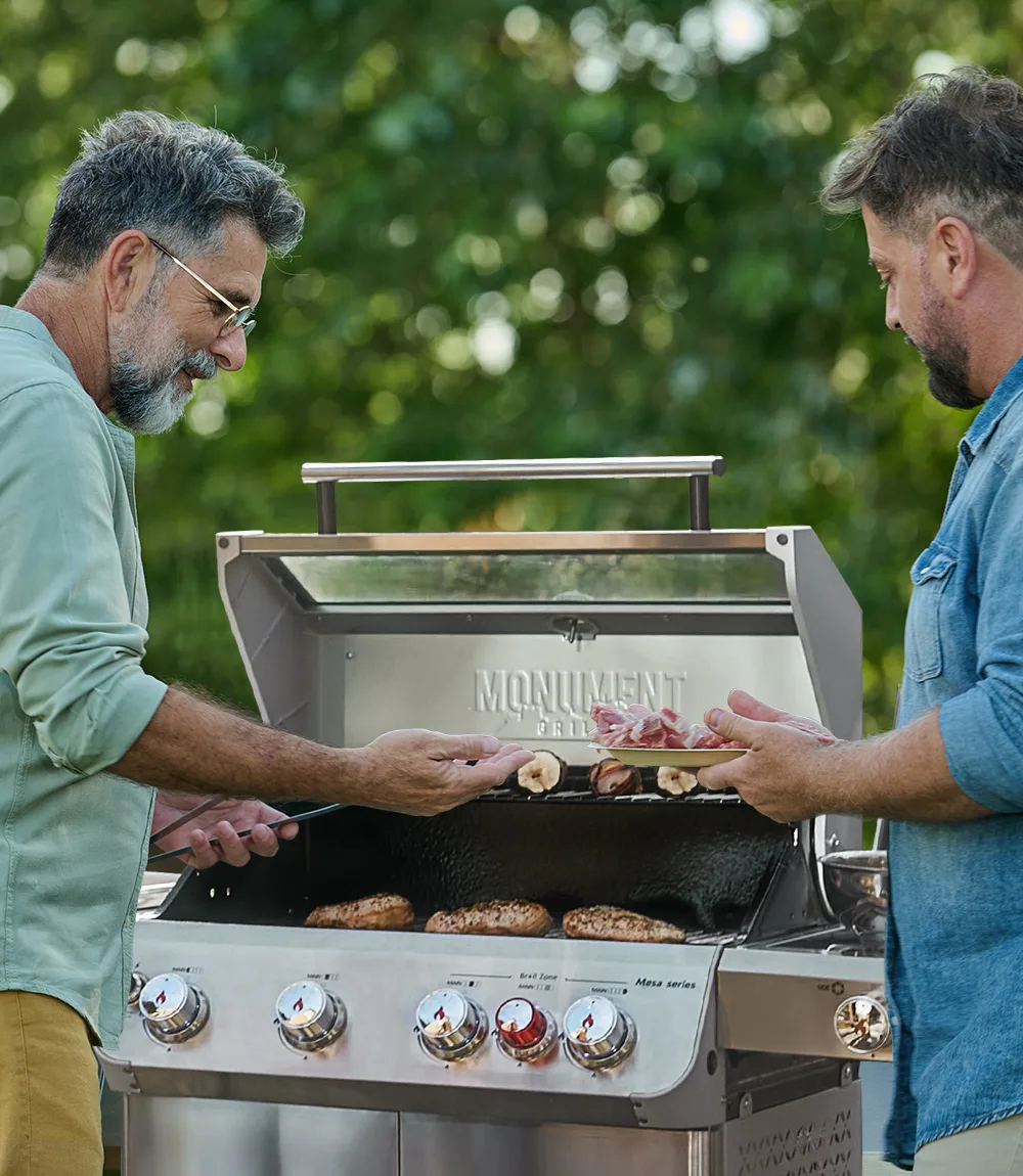 Monument Grills LLC ChatGPT ad — Top-Rated Gas Grills