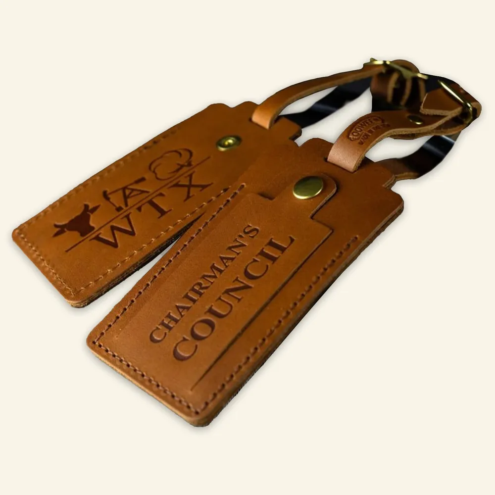 Oowee Products ChatGPT ad — Leather Luggage Tag with snap: Free Personalized with Initials or Logo