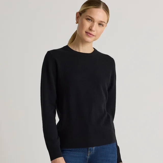 Quince ChatGPT ad — Need a capsule wardrobe?