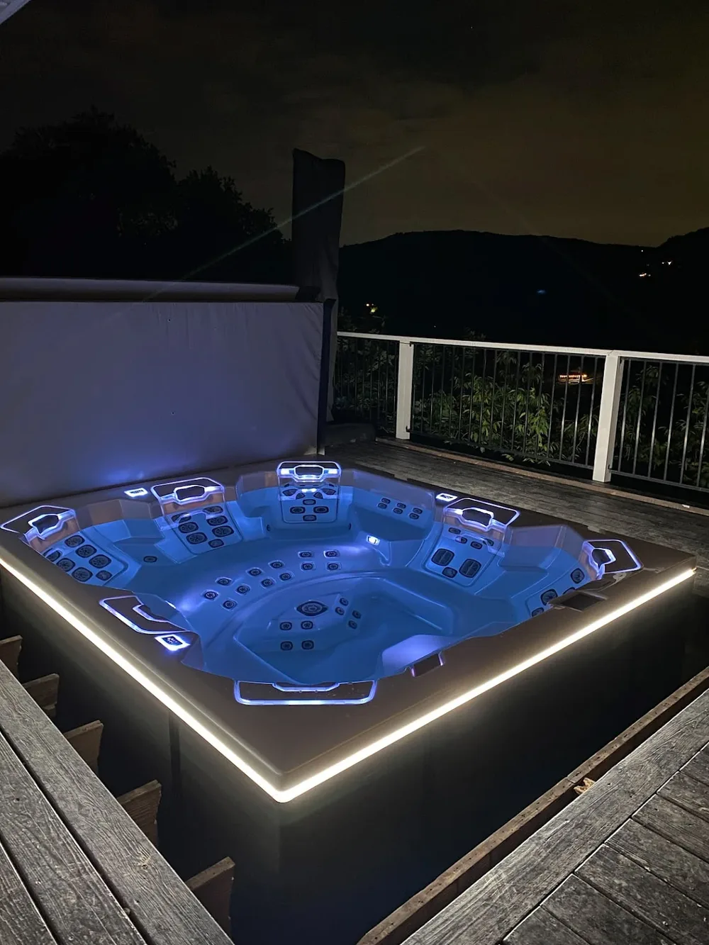 Southern Leisure Spas & Wellness ChatGPT ad — Luxury Texas Hot Tub Dealer - Southern Leisure