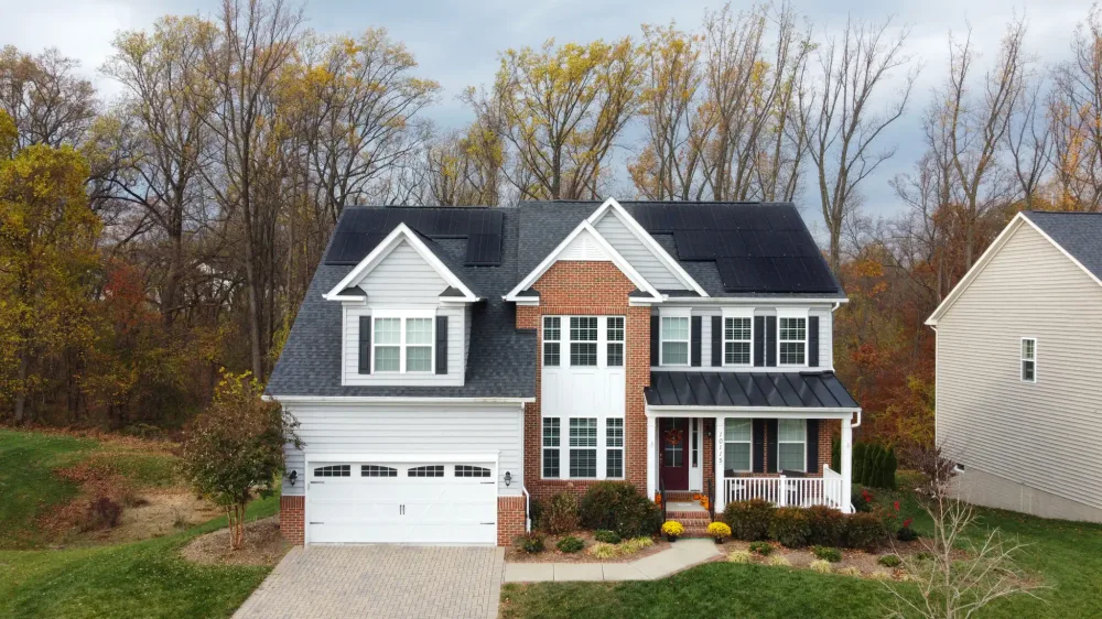 Solar Energy World ChatGPT ad — Join 30,000 Satisfied Solar-Powered Homes