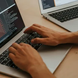 Clutch.co ChatGPT ad — Ready to Build Your Software?