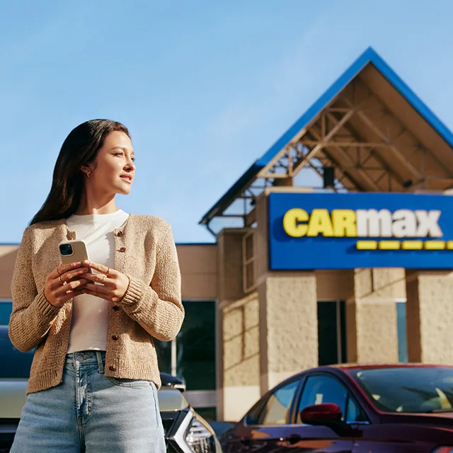 CarMax ChatGPT ad — Browse used vans